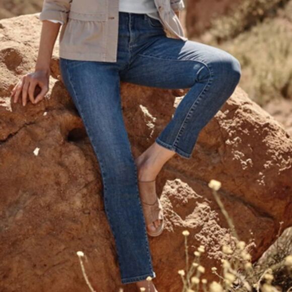 J. Jill Slim Ankle Medium Wash Jeans - Picture 1 of 7